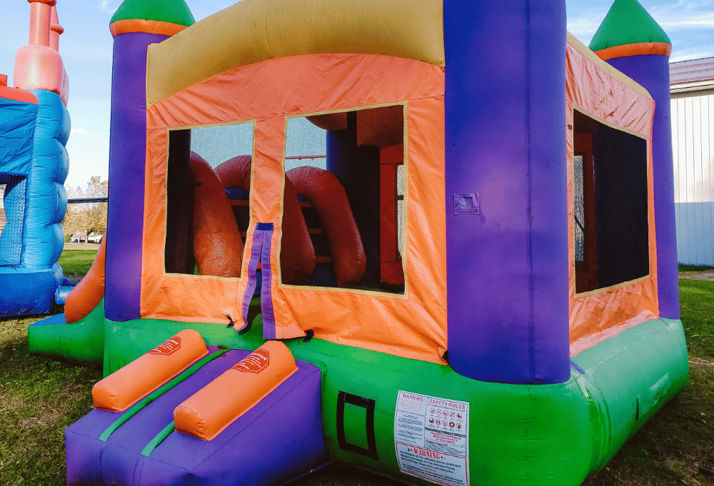 Moon bounce rental for a kids party in Reisterstown, MD